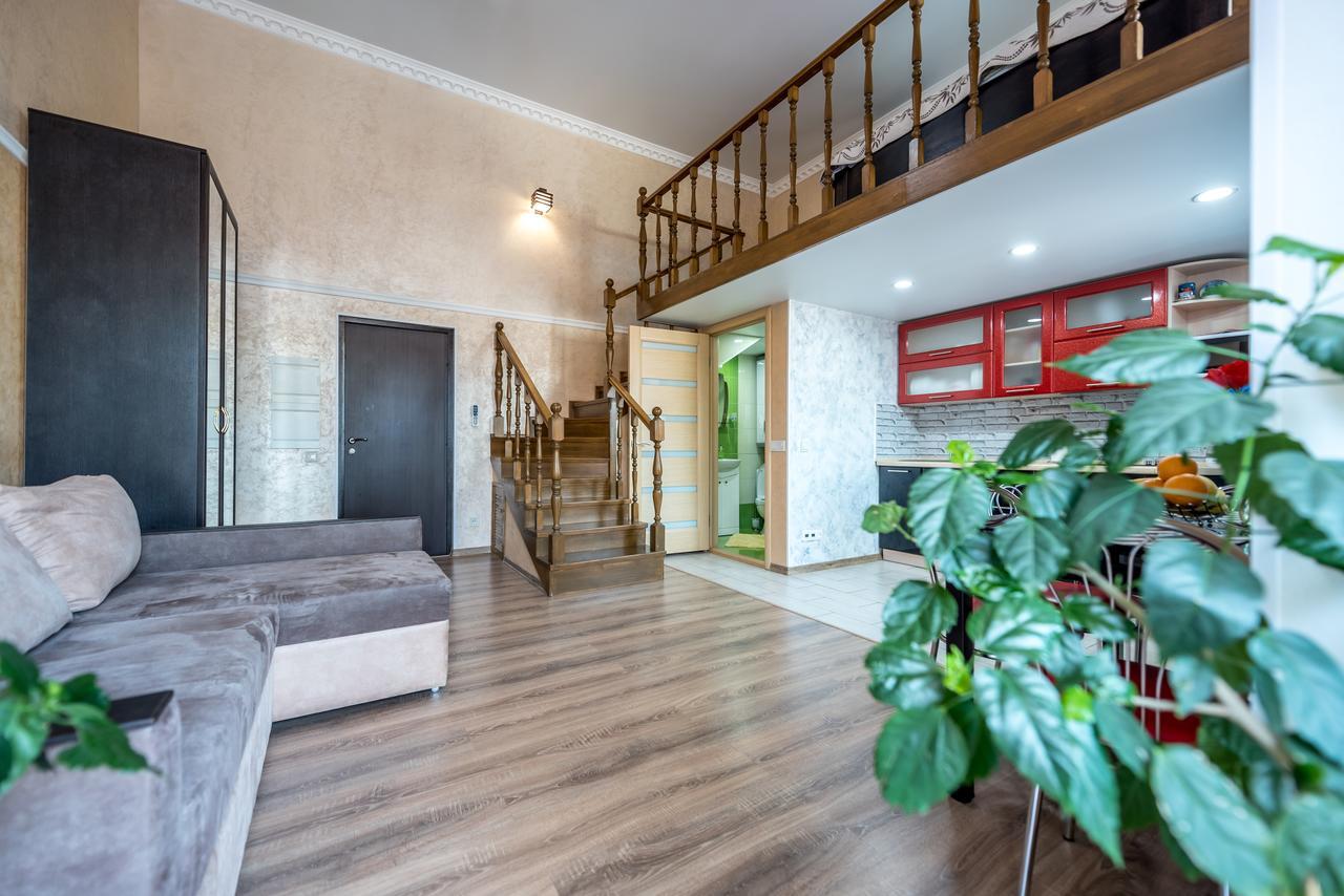 Studio Apartment In Center Of Odesa Exterior photo